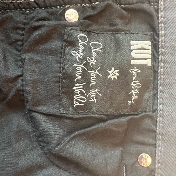 MIA Toothpick Skinny jeans. Size 6. Charcoal Gray - Picture 8 of 8